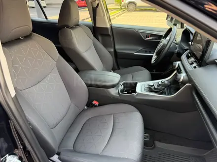 Toyota RAV4 2023 года за 13 500 000 тг. в Алматы – фото 8