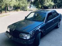 Mercedes-Benz E 230 1992 годаfor900 000 тг. в Алматы