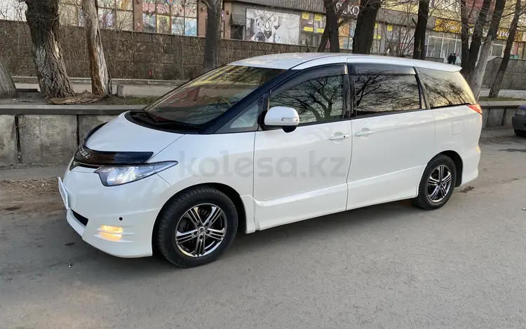 Toyota Estima 2008 годаfor6 600 000 тг. в Семей