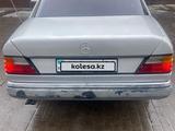 Mercedes-Benz E 260 1991 годаүшін1 600 000 тг. в Астана – фото 4