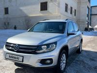 Volkswagen Tiguan 2015 года за 8 350 000 тг. в Астана