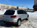 Volkswagen Tiguan 2015 года за 8 350 000 тг. в Астана – фото 3