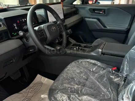 Toyota RAV4 2026 года за 26 390 000 тг. в Алматы – фото 12