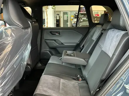 Toyota RAV4 2026 года за 26 390 000 тг. в Алматы – фото 11