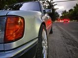 Mercedes-Benz E 230 1992 года за 2 000 000 тг. в Алматы – фото 4