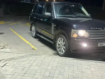 Land Rover Range Rover 2007 года за 7 000 000 тг. в Алматы – фото 2