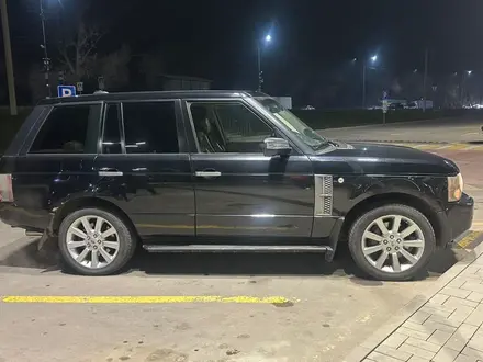 Land Rover Range Rover 2007 года за 7 000 000 тг. в Алматы – фото 4