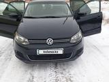 Volkswagen Polo 2013 года за 4 500 000 тг. в Жезказган – фото 2