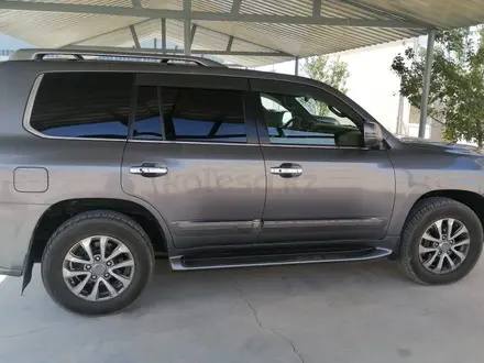 Lexus LX 570 2015 года за 26 800 000 тг. в Актобе – фото 3