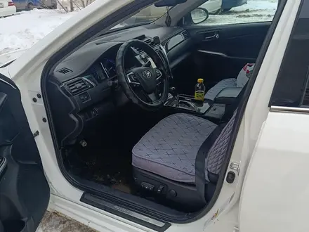 Toyota Camry 2015 года за 8 300 000 тг. в Павлодар – фото 3