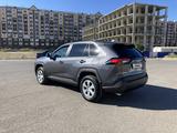 Toyota RAV4 2021 года за 13 900 000 тг. в Астана – фото 4