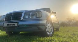 Mercedes-Benz E 230 1991 годаүшін1 500 000 тг. в Талгар – фото 2