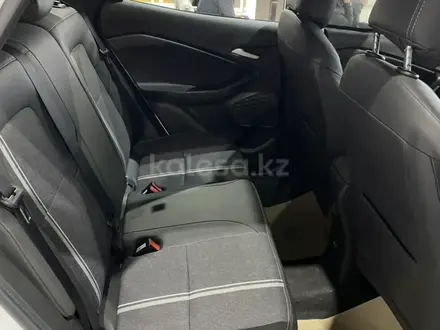 Chevrolet Tracker 2025 года за 10 240 000 тг. в Шымкент – фото 9