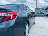 Toyota Camry 2013 года за 6 200 000 тг. в Атырау – фото 2