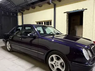 Mercedes-Benz E-Class, 2000