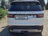 Land Rover Discovery 2019 года за 25 500 000 тг. в Алматы – фото 5