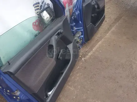 Передние двери Volkswagen Golf3 за 25 000 тг. в Астана – фото 5