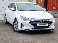 Hyundai Elantra 2019 года за 7 500 000 тг. в Семей