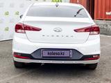 Hyundai Elantra 2019 года за 7 500 000 тг. в Семей – фото 5