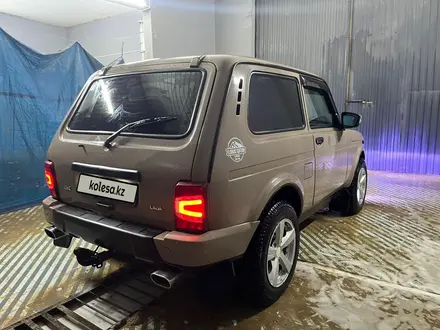 ВАЗ (Lada) Lada 2121 2015 года за 3 500 000 тг. в Атырау – фото 11