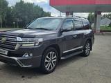 Toyota Land Cruiser 2015 годаүшін28 500 000 тг. в Усть-Каменогорск – фото 2