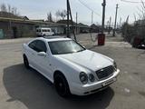 Mercedes-Benz CLK 320 1998 года за 2 500 000 тг. в Алматы – фото 4