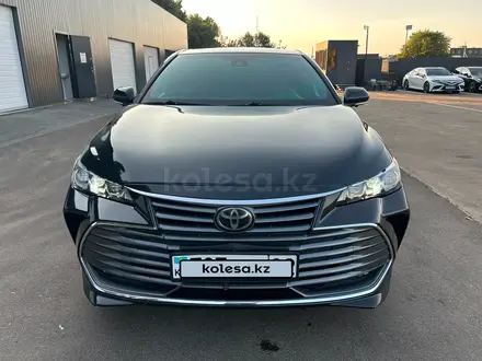 Toyota Avalon 2020 года за 12 421 800 тг. в Алматы – фото 2