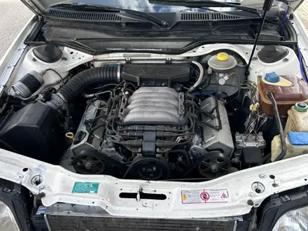 Audi A6 1995 года за 1 500 000 тг. в Алматы – фото 4