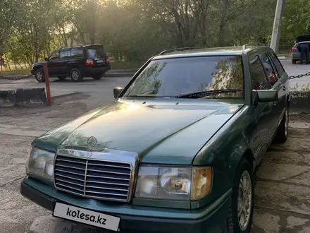 Mercedes-Benz E 230 1989 года за 1 500 000 тг. в Караганда – фото 3