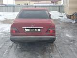 Mercedes-Benz E 200 1993 года за 1 000 000 тг. в Сатпаев – фото 4