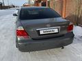 Toyota Camry 2004 года за 4 400 000 тг. в Актобе – фото 2