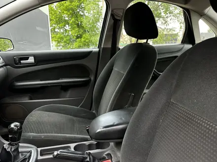 Ford Focus 2006 года за 1 950 000 тг. в Актобе – фото 15