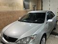 Toyota Camry 2002 годаүшін4 100 000 тг. в Актобе