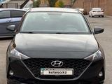Hyundai Accent 2021 года за 6 500 000 тг. в Астана