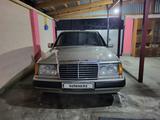 Mercedes-Benz E 200 1991 года за 1 600 000 тг. в Талдыкорган – фото 3