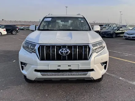 Toyota Land Cruiser Prado 2023 года за 39 000 000 тг. в Актау – фото 3