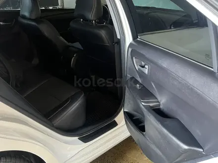 Toyota Camry 2016 года за 6 756 125 тг. в Жанаозен – фото 6