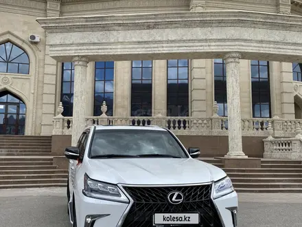 Lexus LX 570 2017 года за 55 000 000 тг. в Атырау – фото 6