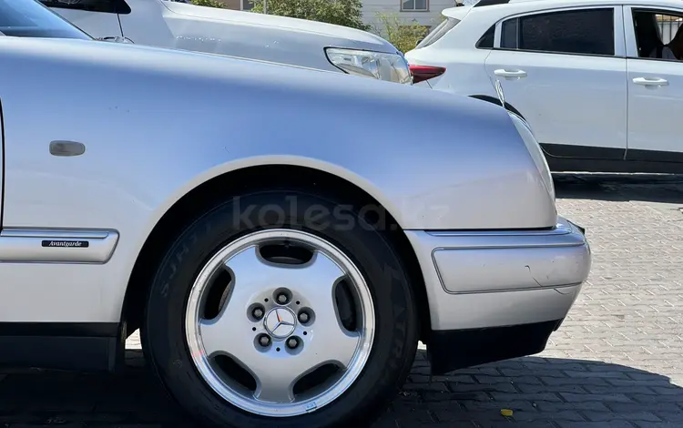 Mercedes-Benz E 320 1998 годаүшін5 200 000 тг. в Актау