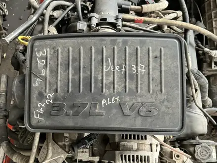 Двигатель EKG 3.7л бензин Cherokee 3, Чероки 3 2007-2013г. за 10 000 тг. в Жезказган – фото 2