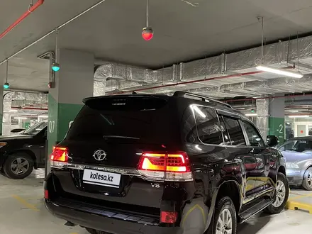 Toyota Land Cruiser 2019 года за 42 500 000 тг. в Астана – фото 2