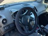 Chevrolet Aveo 2015 годаүшін2 900 000 тг. в Атбасар – фото 2