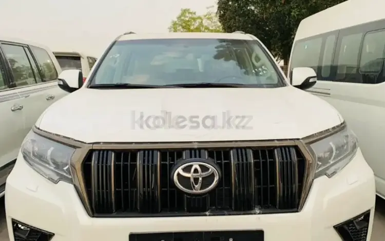 Toyota Land Cruiser Prado 2022 года за 37 000 000 тг. в Астана