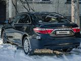 Toyota Camry 2016 года за 10 500 000 тг. в Усть-Каменогорск – фото 3