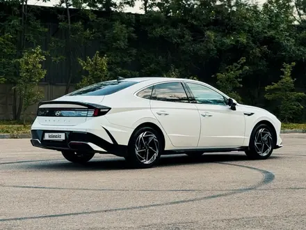 Hyundai Sonata 2024 года за 14 290 000 тг. в Алматы – фото 5