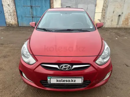 Hyundai Accent 2012 года за 5 300 000 тг. в Уральск – фото 2