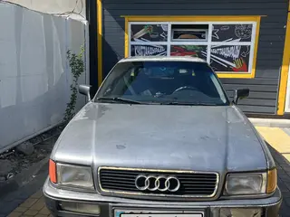Audi 80