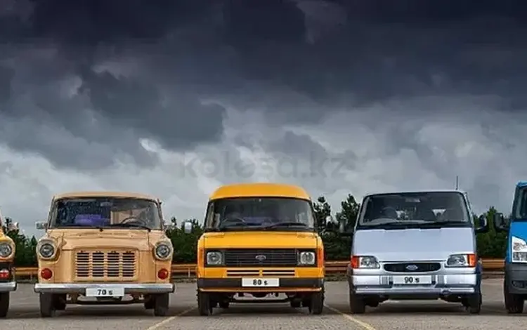 Стекло фары фонари Ford Transitүшін7 500 тг. в Актобе