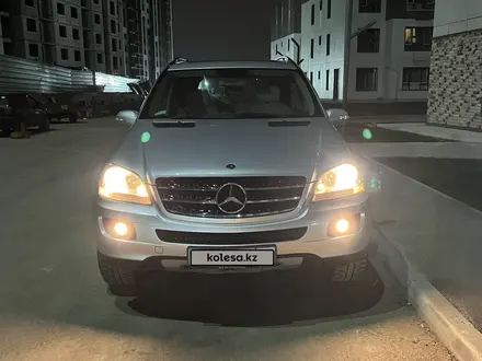 Mercedes-Benz ML 350 2005 года за 6 200 000 тг. в Астана – фото 3