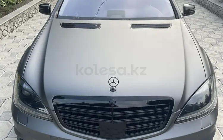 Mercedes-Benz S 600 2008 годаfor15 000 000 тг. в Алматы